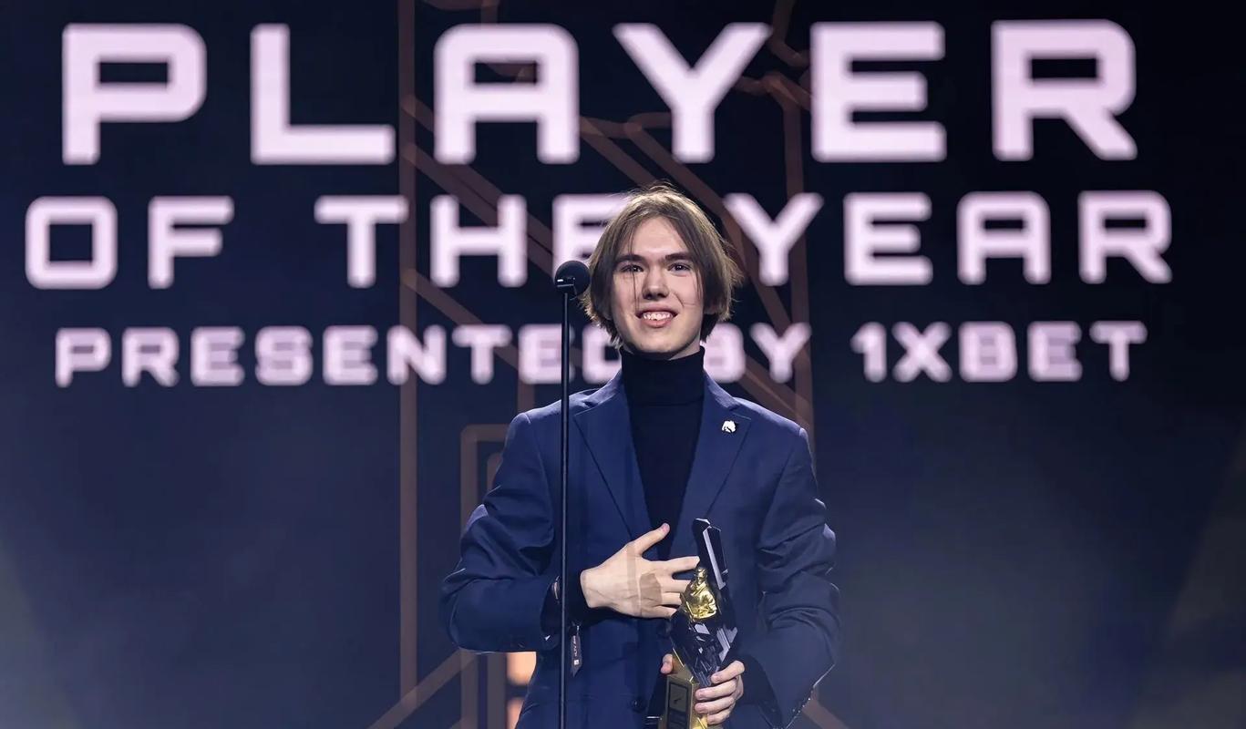 IEM科隆2025小组赛继续在旧 CS2 版本进行